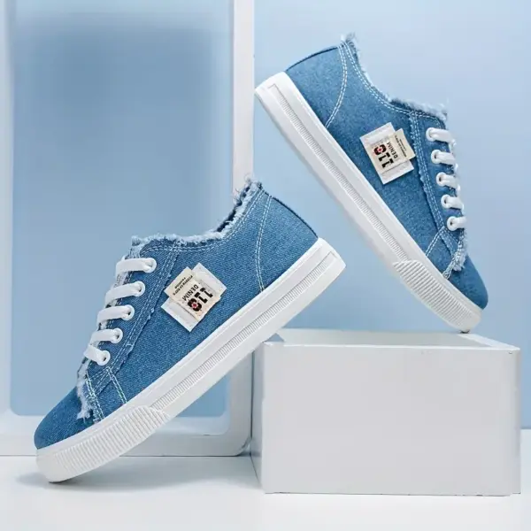 Women Low Top Canvas Shoes - Image 2