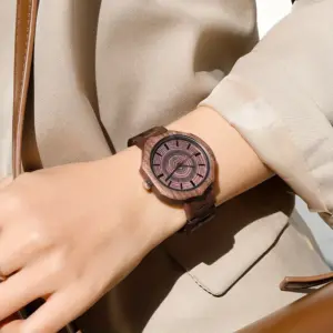 Fashionable Wooden Women Quartz Wrist Watch