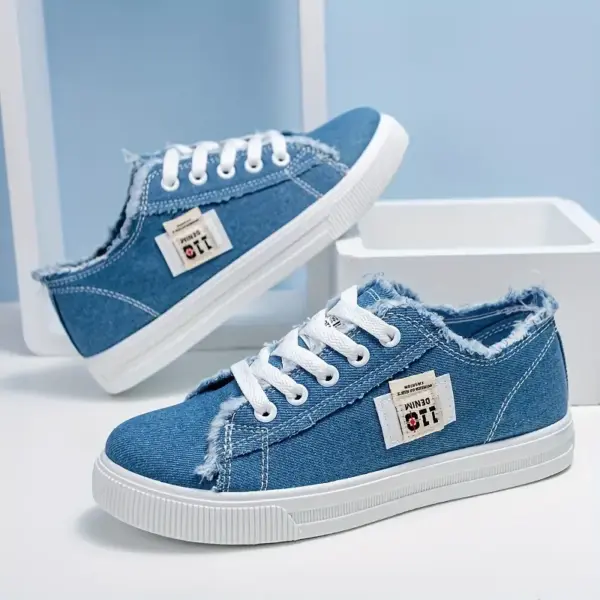 Women Low Top Canvas Shoes