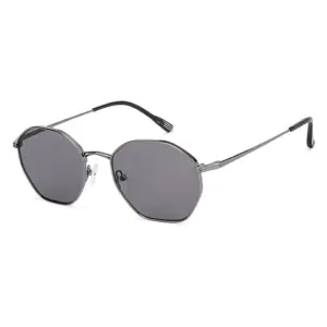 Sleek Vincent Chase Polarized Sunglasses